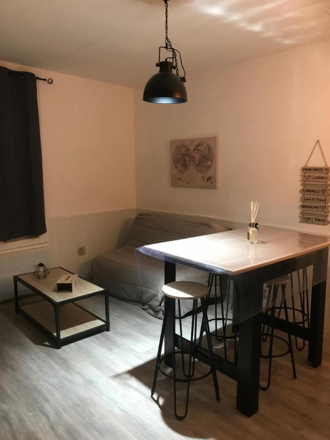 Appartement Avec Garage Centre Historique De Béziers Esterno foto