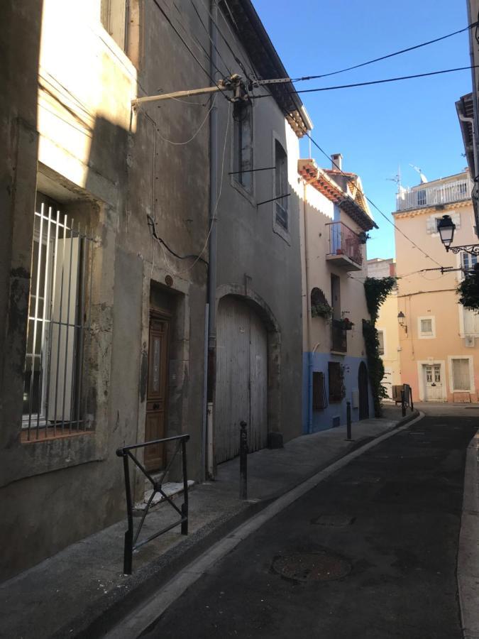 Appartement Avec Garage Centre Historique De Béziers Esterno foto